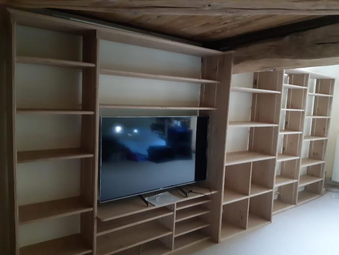 Menuiserie Plaut - création d'étagères en bois à Sermizelles